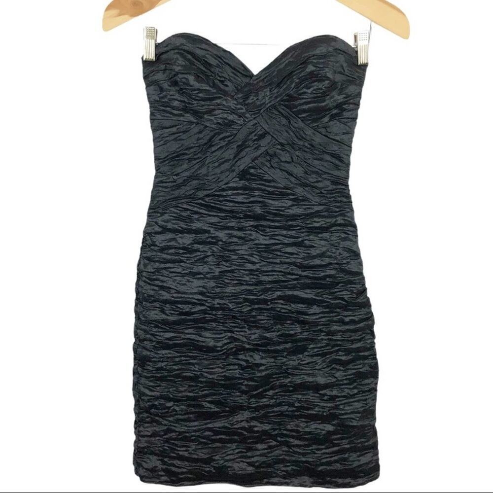 BCBGMAXAZRIA Black Shimmer Ruched sweetheart Style Cocktail Dress Size 2